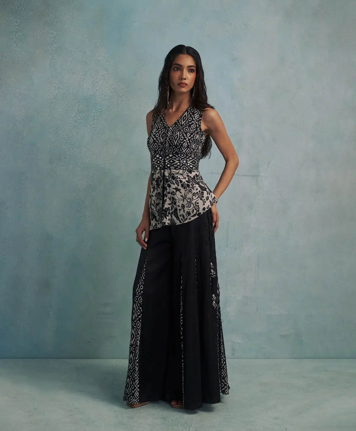Black Georgette Sharara Set - Image 2